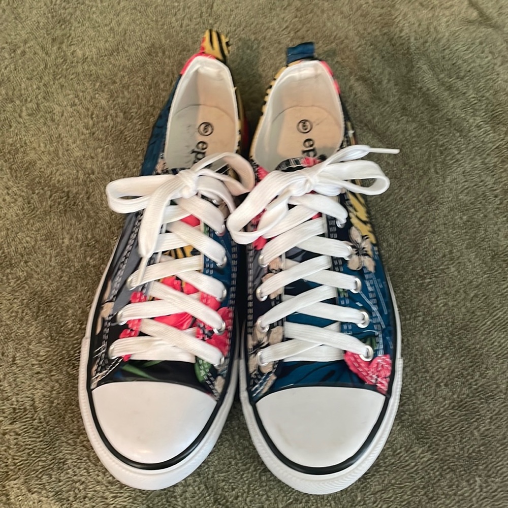 epicstep Tropical Sneakers